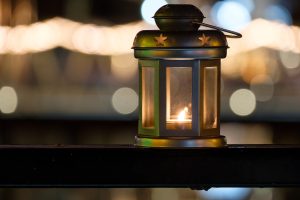 ce inseamna rezervare cu angajament de plata