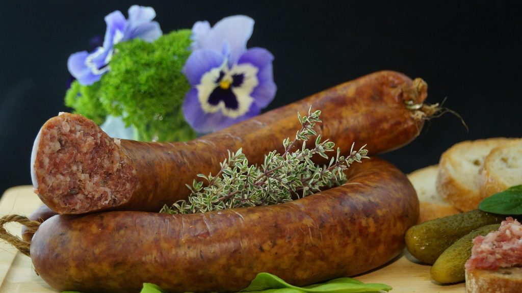 Cum gătești preparate aromate acasă, fără grătar în curte?